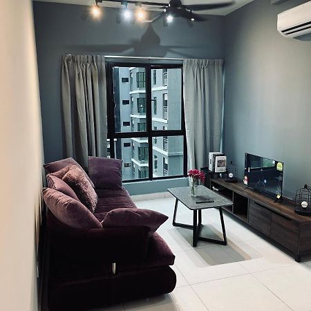 Maxim 2 Bedrooms Mrt Station Cheras Kuala Lumpur Homestay Exterior foto