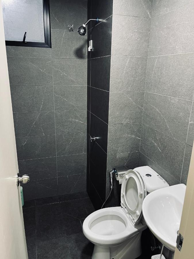Maxim 2 Bedrooms Mrt Station Cheras Kuala Lumpur Homestay Exterior foto